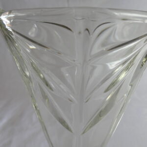 vase art déco vert moulé