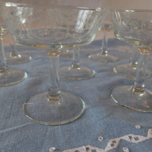 8 coupes à champagne vintage